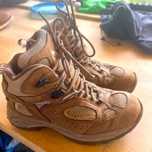 Vasque hiking boots
